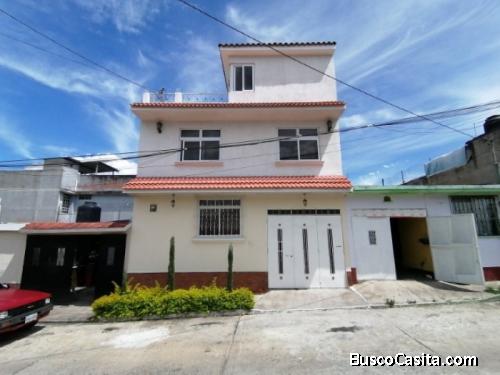 Elegante Casa En Venta De 3 Niveles En Villa Nueva; Idi: 118690