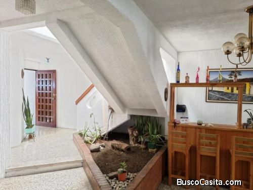 Casa En Venta Zona 10 Ciudad Guatemala Afuera De Garita; Idi: 117205