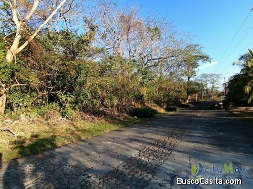 Terreno En Torremolinos, Carretera Al Pacífico; Idi: 103980