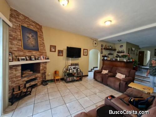 Casa De Un Nivel En Venta En Labor De Castilla; Idi: 91095