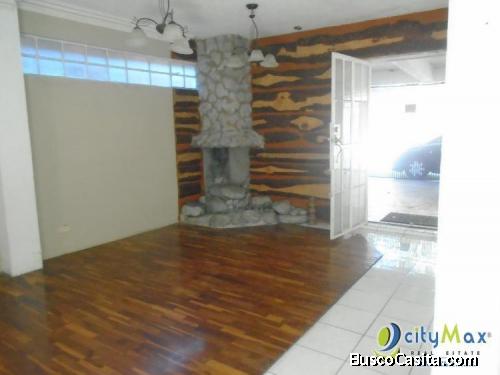 Vendo Casa Sobre Calle Transitada Carretera Al Salvador; Idi: 90620