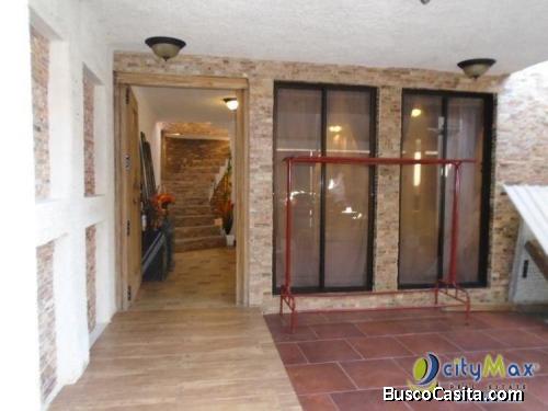 Elegante Casa En San Cristobal Guatemala; Idi: 89412