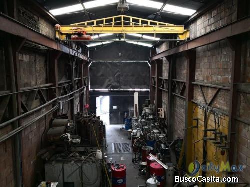 Tres  Niveles De Bodega Sobre Boulevard Liberación; Idi: 85893