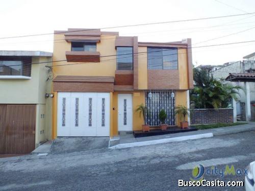 Casa Grande En Lomas Del Sur Villa Nueva; Idi: 83372