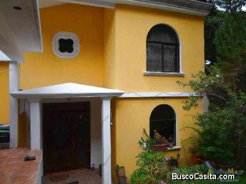 Casa En Venta En Las Hojarascas Zona 1 Mixco; Idi: 76764