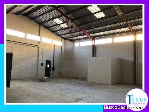 Bodega en renta en zona 7