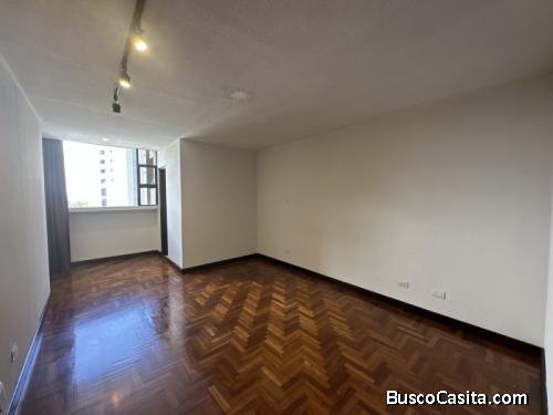 APARTAMENTO DE 1 HABITACIÓN EN RENTA EN ZONA 14