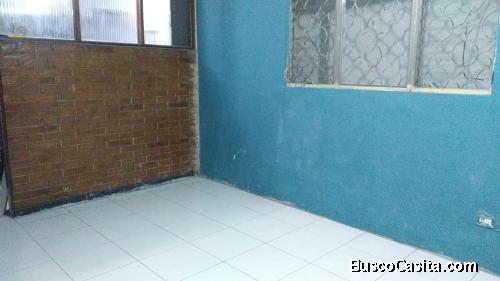 Alquila casa grande 2 minutos Periferico