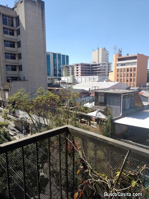 APARTAMENTO AMOBLADO EN RENTA ZONA 4