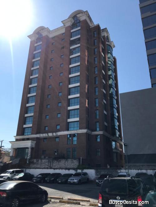 RENTO OFICINA EN ZONA 10