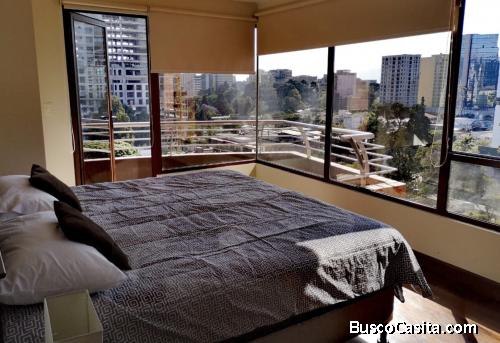Zona 10  Edificio Santa María Amueblando con vista a la ciudad nivel alto 