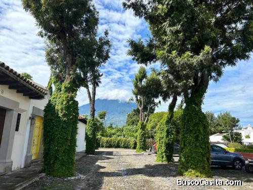 En Venta casa nueva en residencial en el  centro de Antigua Guatemala