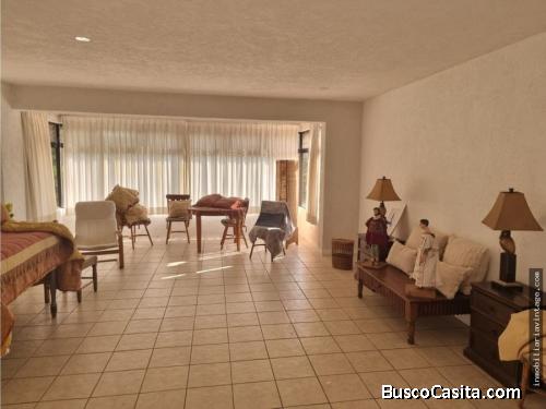 Amplio Apto en renta en san lazaro