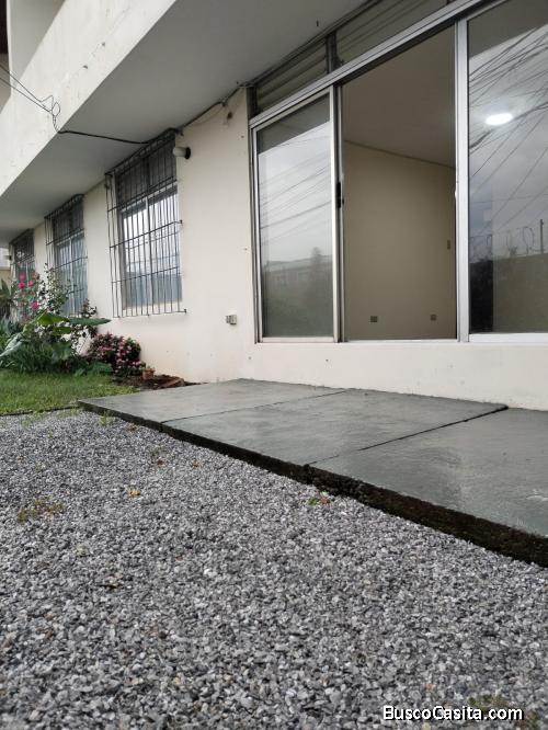 Apartamento en renta zona 13 