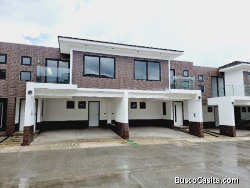 Renta de Casa en Adhara San Miguel Petapa