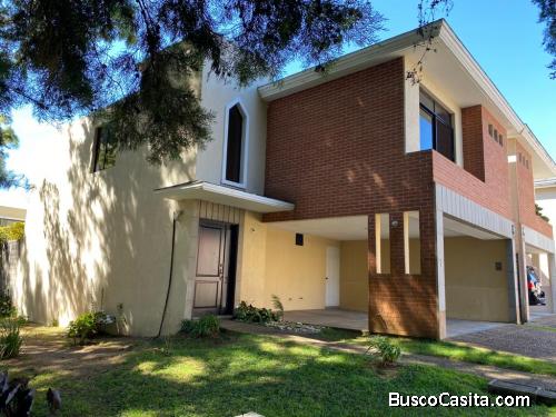 Residencia carretera el salvador km 22.