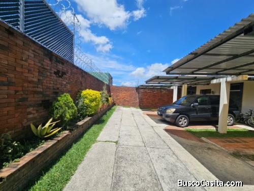 CASA RESIDENCIAL EN  RENTA  EN  SAN CRISTOBAL B-3