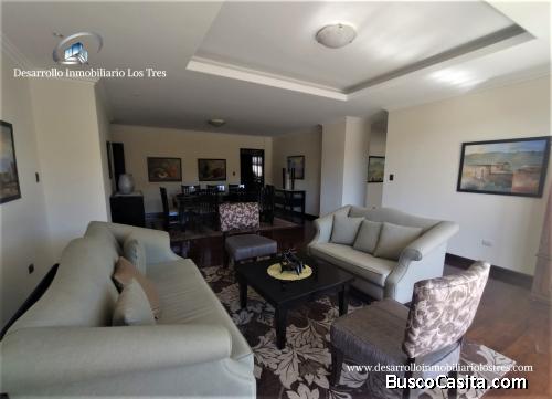  APARTAMENTO EN RENTA TOTALMENTE AMUEBLADO, ZONA 14.