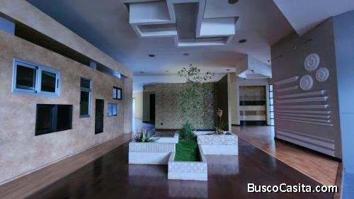 En venta o renta edificio en zona 8 de Mixco