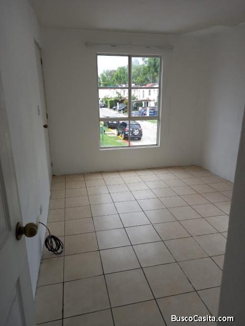 Casa en venta en Alamedas de Santa Clara, Villa Nueva.