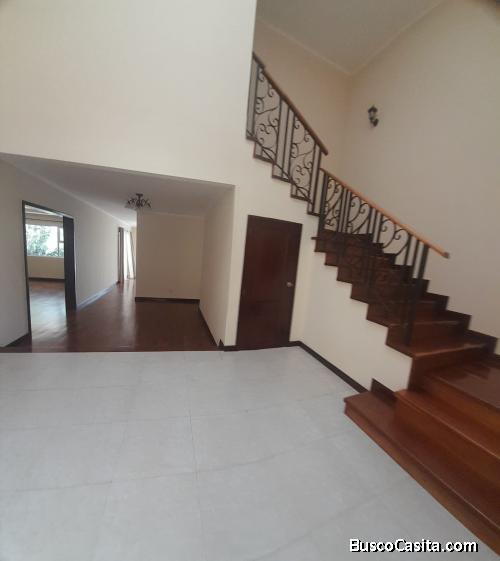 Casa En Renta En Casa Y Campo; Idi: 138042