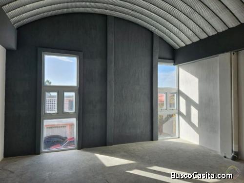 Bodega en venta en San Cristóbal 