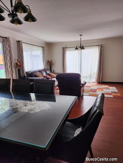 Casa en venta en Luces del Encinal Mixco 