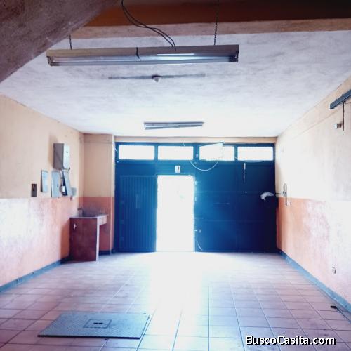 En venta Ofibodega en San Cristóbal Zona 8 Mixco