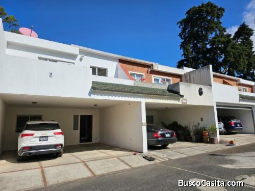 CASA EN  RENTA EN  RES. LOMA VERDE CAES