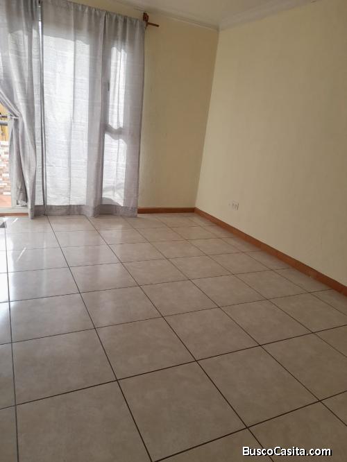 RENTO CASA EN CONDOMINIO CASA FLORENTINA