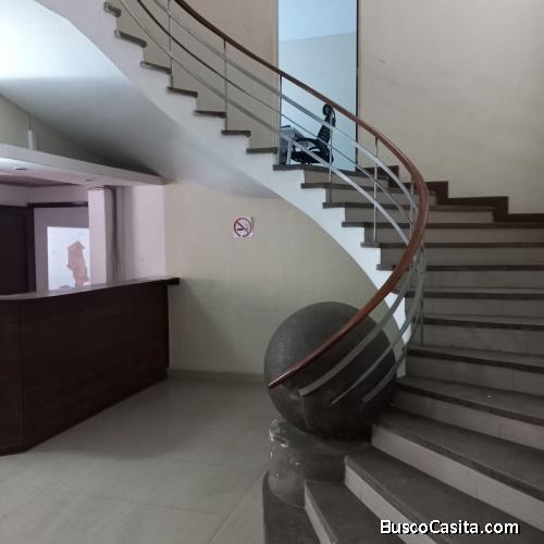 Amplia y funcional casa en renta en z.13 (ideal oficinas)