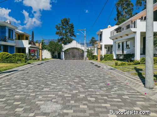 TERRENOS EN VENTA CON EXCELENTE VISTA A LOS VOLCANES 