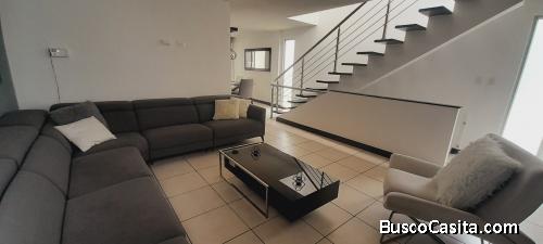 Linda casa en venta en Cantoria, Mixco