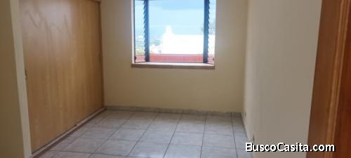 Casa e alquiler en San Cristóbal