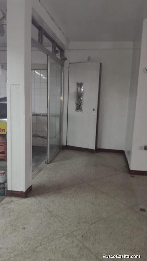Local comercial en renta cerca de La Roosevelt, zona 7