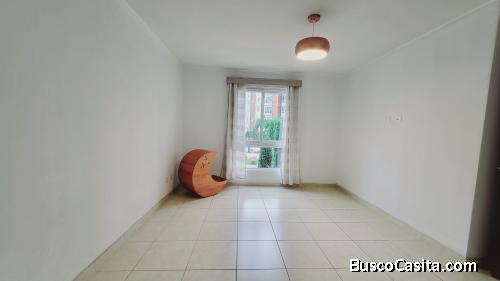 En venta o renta apartamento ubicado al final de Calzada Roosevelt