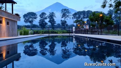 Casa Colonial En Venta En Antigua Guatemala; Idi: 138677