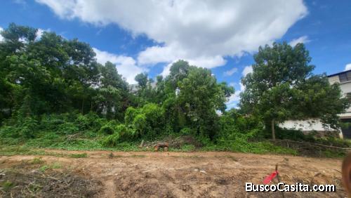 Terreno Grande En Venta En Hacienda Real Zona 16; Idi: 138707