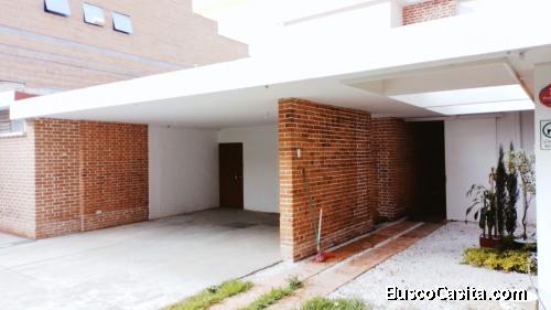 CASA PARA COMERCIO EN RENTA A 75M DE LAS AMERICAS Z14.