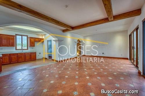 Vendo casa en Residencial Alameda San Vicente, Antigua Guatemala