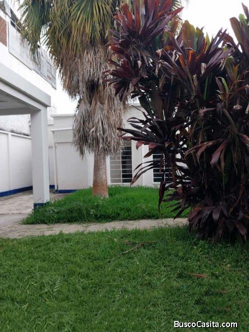 Casa con vocación comercial en renta en z.4 cd. de Guatemala