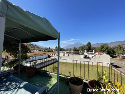 Renta De Townhouse En Residencial De Antigua; Idi: 103348