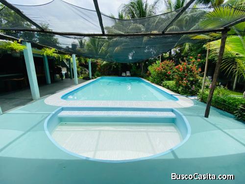 Venta de Chalet en Playa de Monterrico