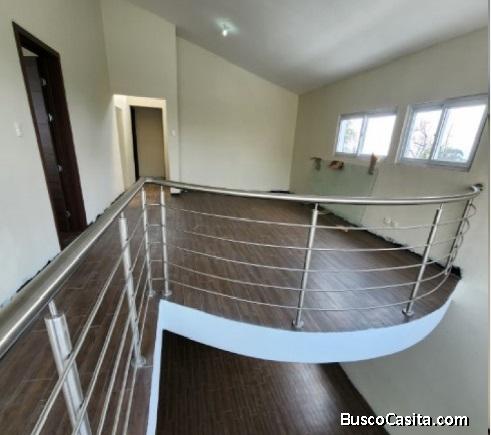 Casa de 5 habitaciones en venta en Lomas de Balcones, San Cristóbal