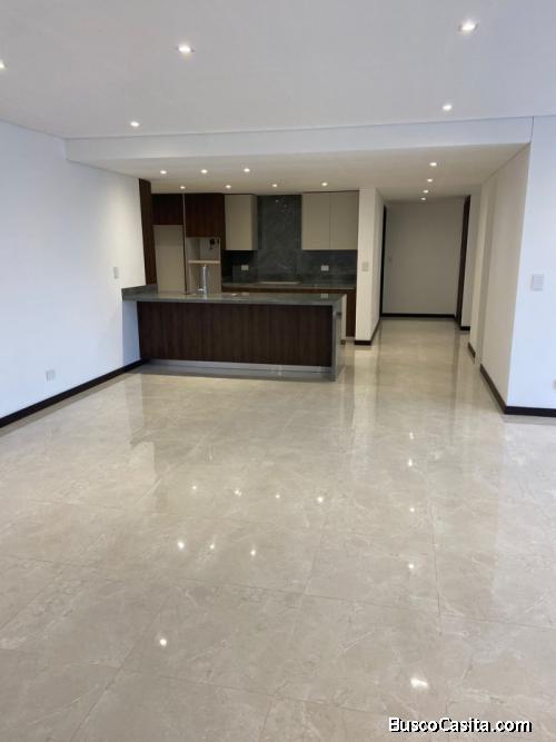 ¡venta! Apartamento En Exclusivo Edificio En Zona 15; Idi: 138315