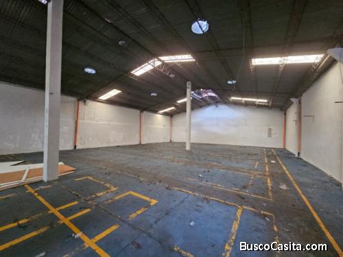 Ofibodega en renta en zona 2 de Mixco Calz Roosevelt