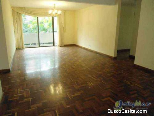 Vendo O Alquilo Apartamento Con 200.00m2 En Zona 10 Paa-008-08-14; Idi: 61102
