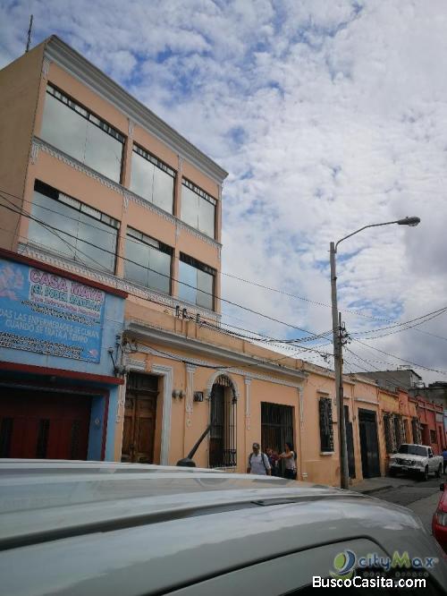 Venta De Edificio En Zona 1, Ideal Para Inversionistas; Idi: 58261