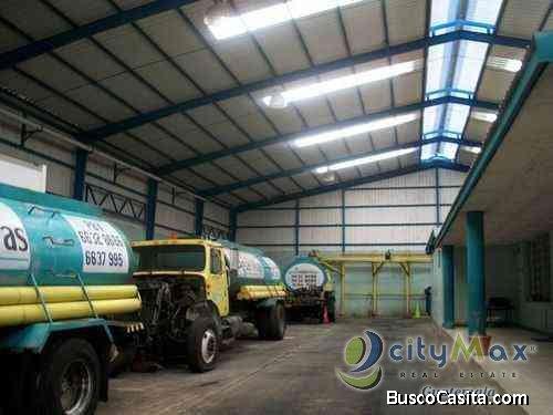 Bodega Industrial En Venta En Complejo El Valle . (pvob-0103-07-11); Idi: 58133