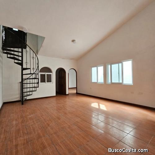 Renta de Casa en Antigua Gardens 